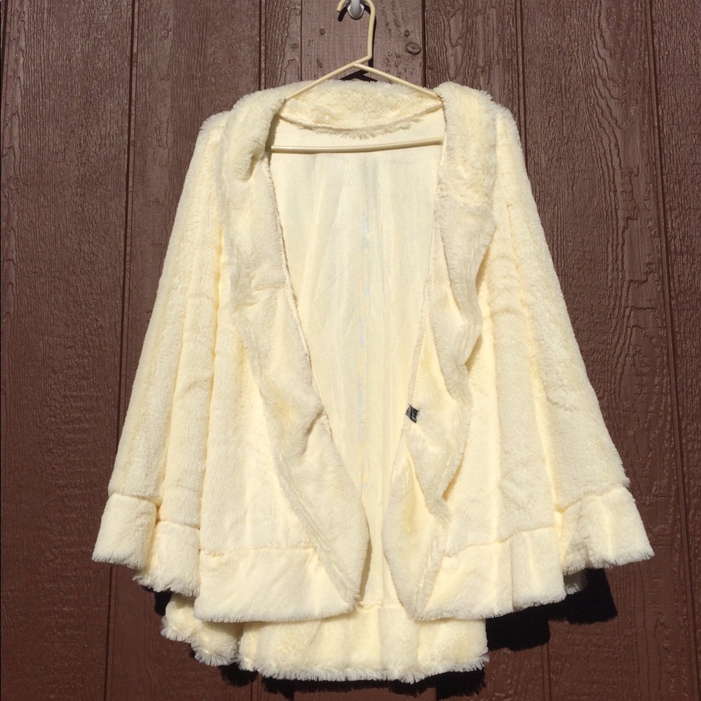 Faux fur cape